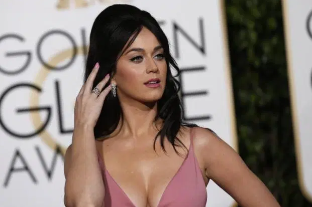 El video de Katy Perry sin nada de ropa y mostrando su embarazo - El Tequeño